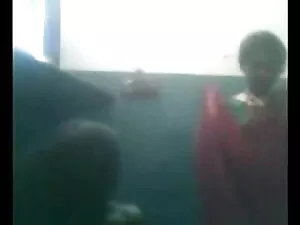 स्वयं को आनंद इंग्लि ...