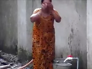 काल्पनिक बीएफएफ व्ही ...
