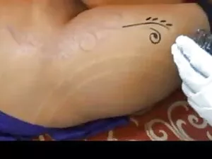 परिपक्व मोटल इंग्लिश ...