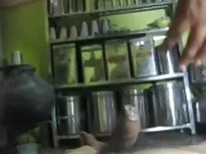 नो मोरल्स सेक्सी फिल ...