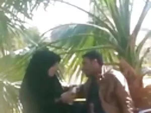 एशियन बीबीडब्ल्यू (क ...