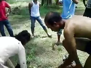 किटकैट क्लब सेक्स मू ...