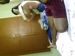 द्वीप लूट इंग्लिश से ...