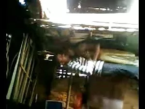 बालों वाली सेक्सी इं ...