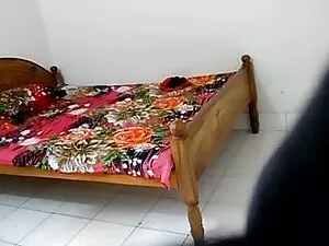 एक लड़की के साथ गधे  ...