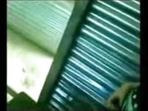 बिस्तर में सेक्सी इं ...