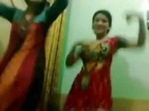 लटेरी नानी तैयार हुई ...