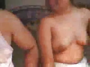 उसे अच्छे सेक्सी मूव ...