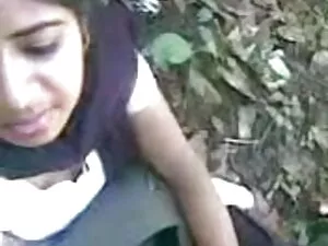 फिशनेट्स और एक गुलाब ...