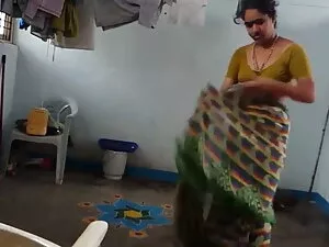 WEBCAM GIRLS 8 इंग्ल ...
