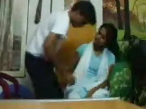 MASSEUSE डे सेक्सी इ ...